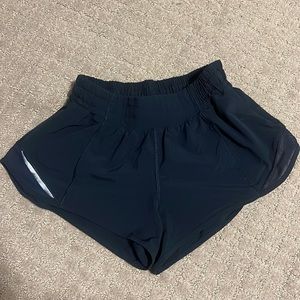 Lululemon 2.5 length hotty hot shorts